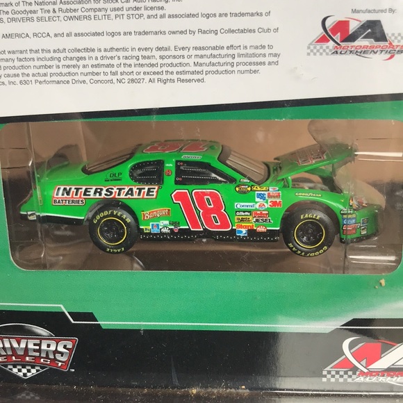 J.J. Yeley #18 Interstate Bat. 2007Monte Carlo SS Limited Edition 1/64 (SKU 248) - Picture 10 of 11